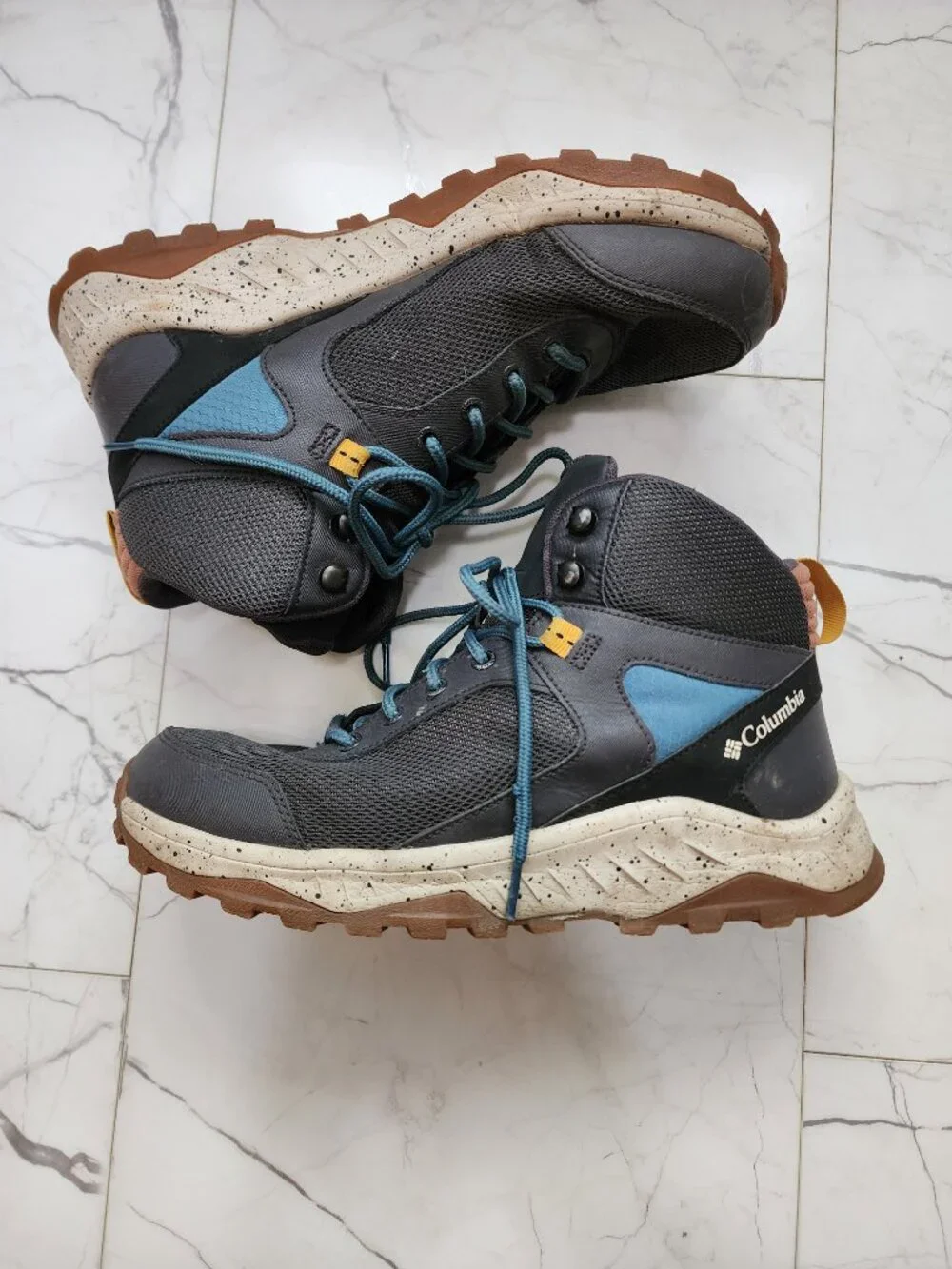 Columbia Men's Trailstorm Ascend Waterproof Mid Hiking Boots Size 9.5